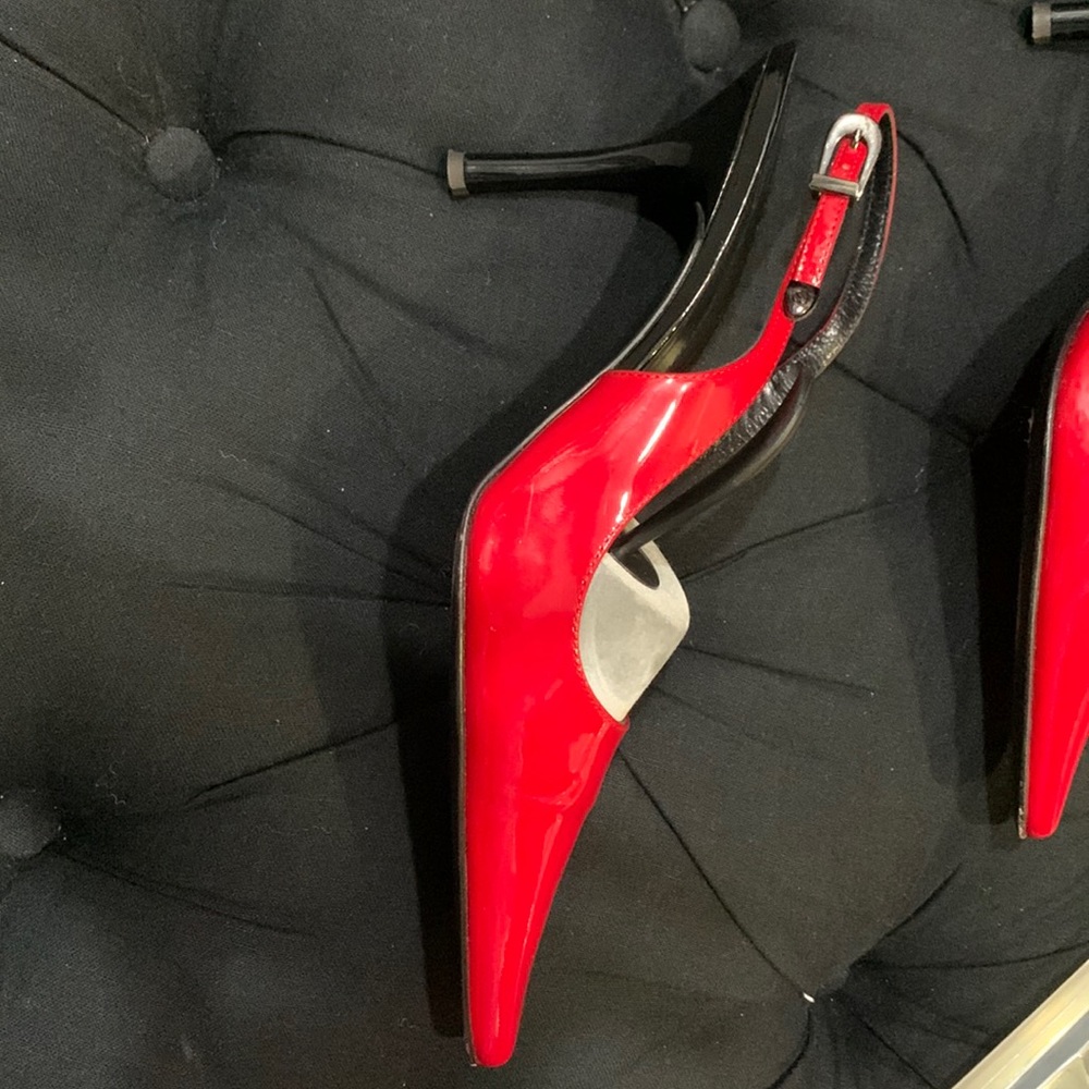 Beautiful Marion-classic red patent st.John heel. Worn once! Look new!